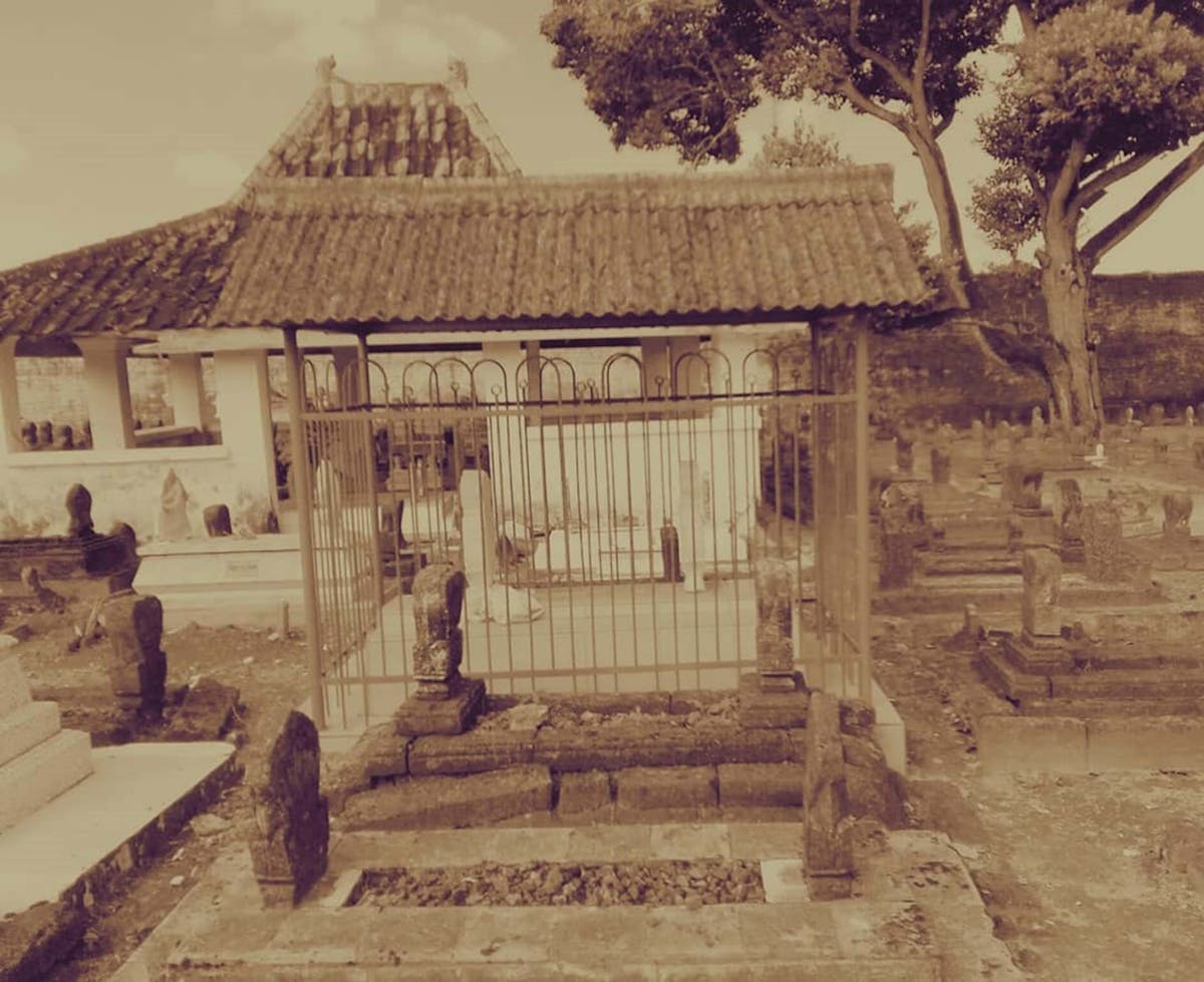 Devitalizzazione dentale al microscopio